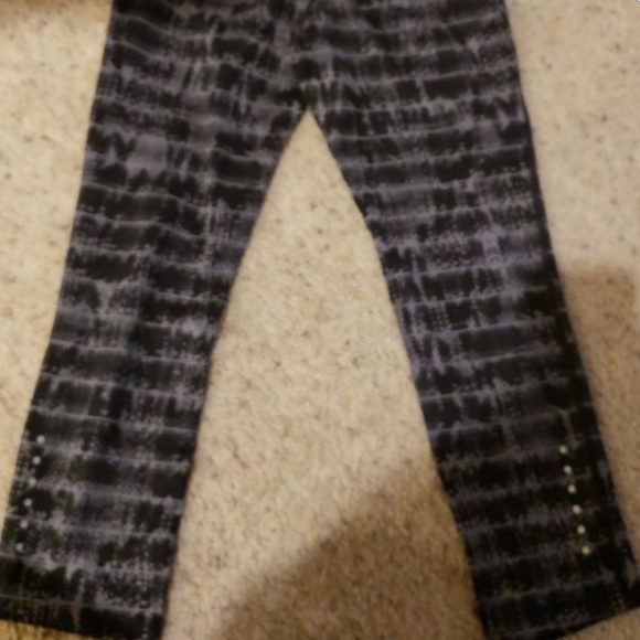 Nike Dri Fit pants - Picture 3 of 3